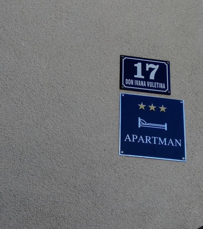Apartman Tonka Каштела Экстерьер фото